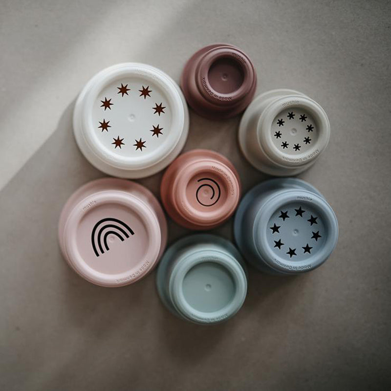 Mushie® Posodice za zlaganje Petal Mushie