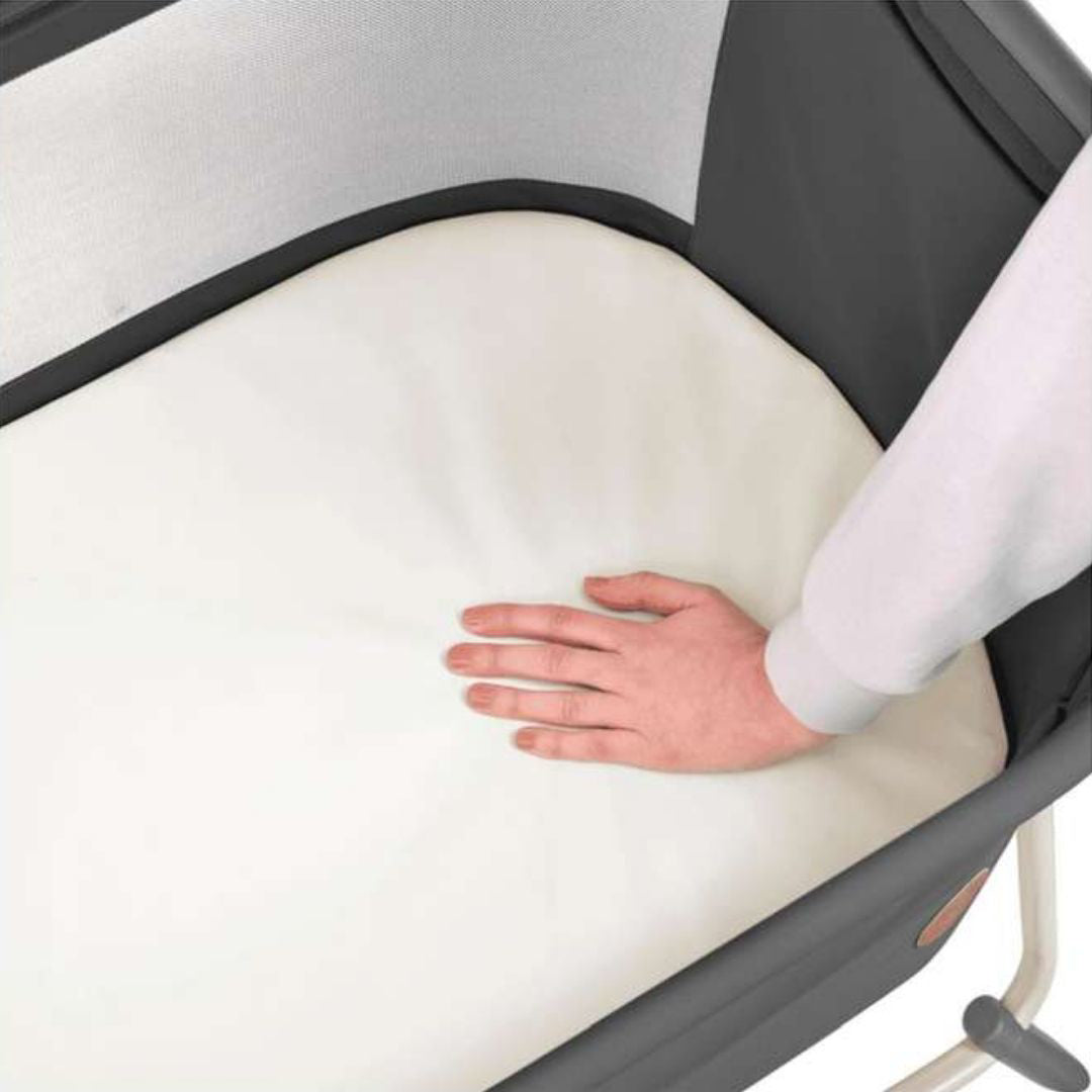 Maxi Cosi® Obposteljna posteljica Tori Graphite Maxi Cosi