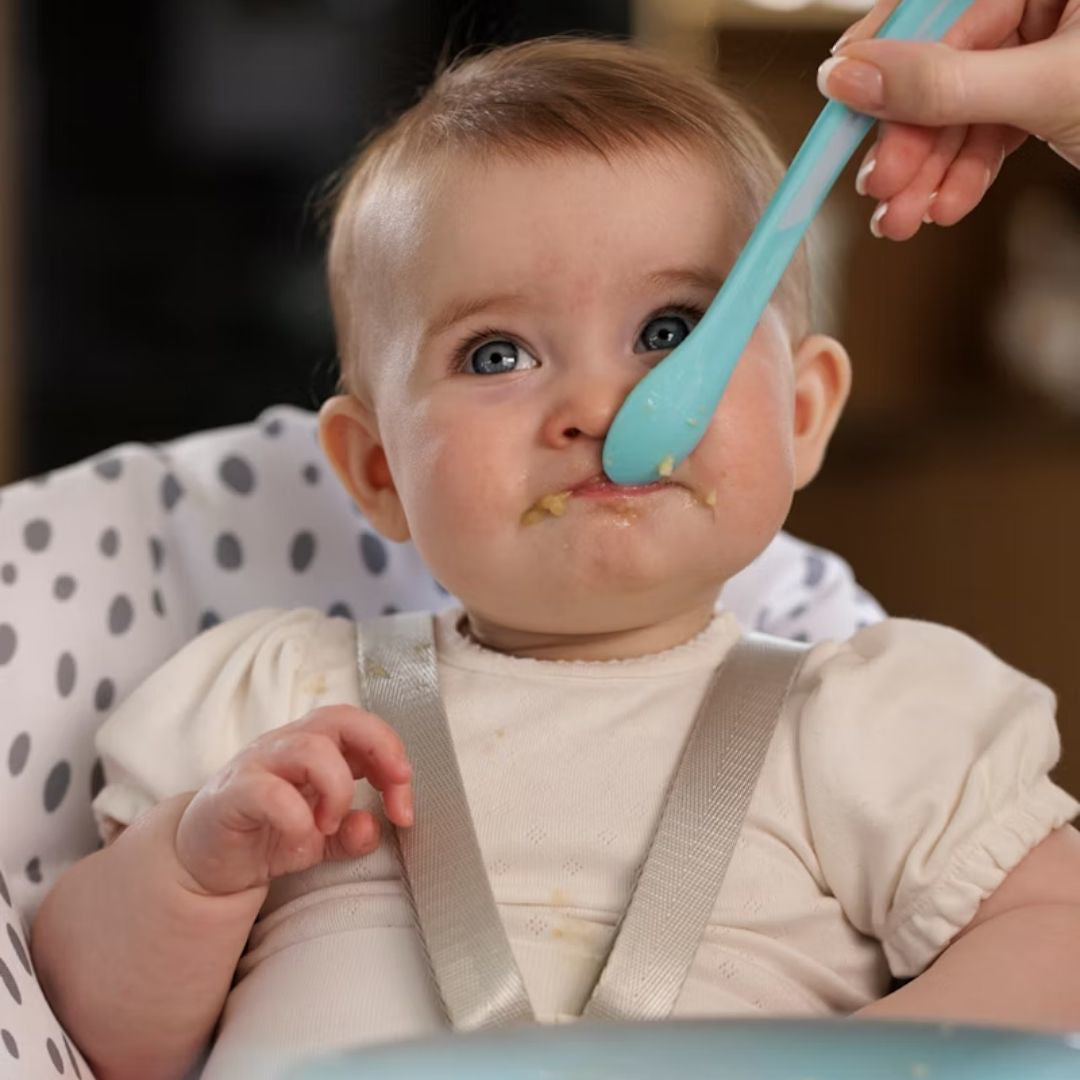 Twistshake® Žlička 2 kos (6+m) Pastel Blue Twistshake