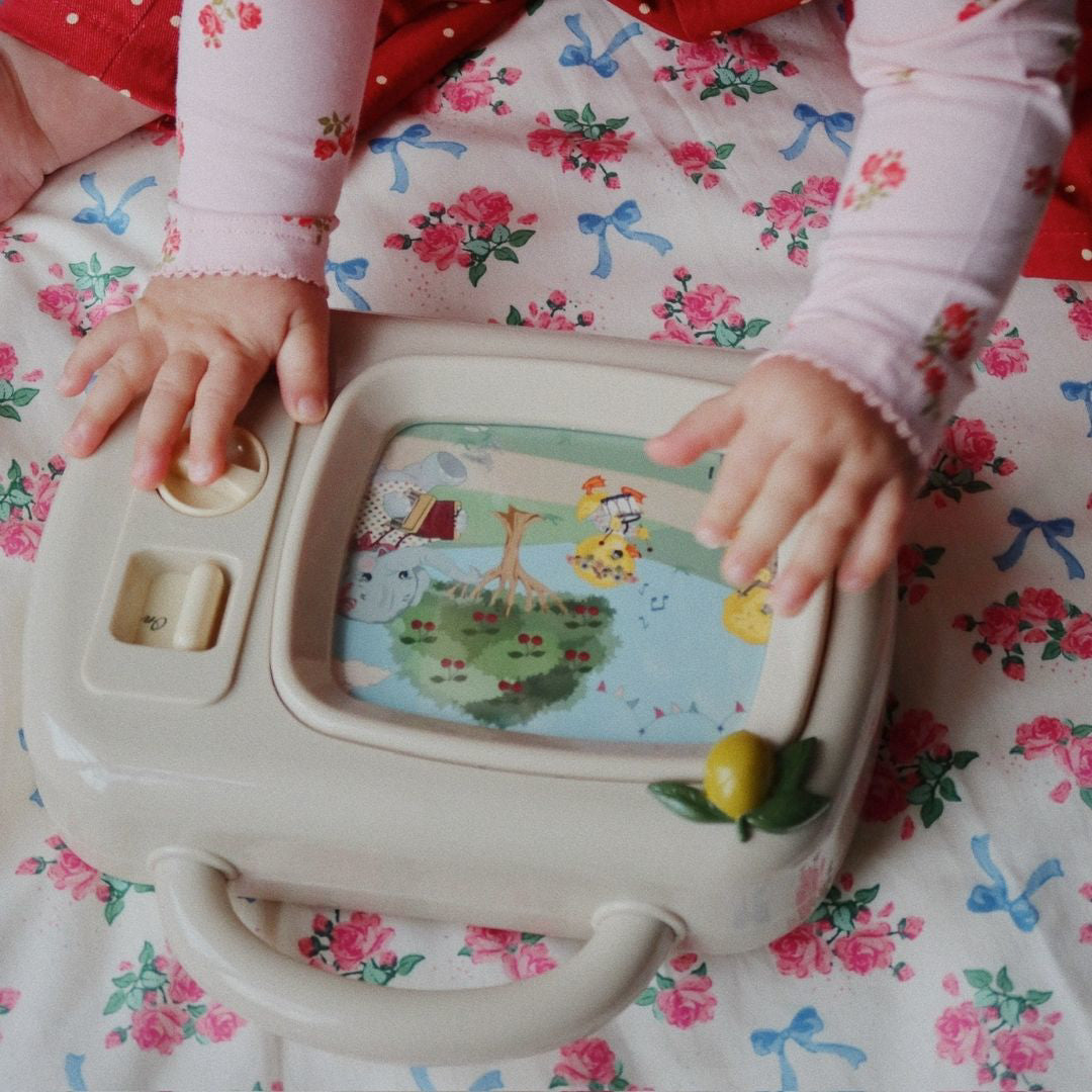 Konges Sløjd® Glasbena TV igračka Konges Sløjd