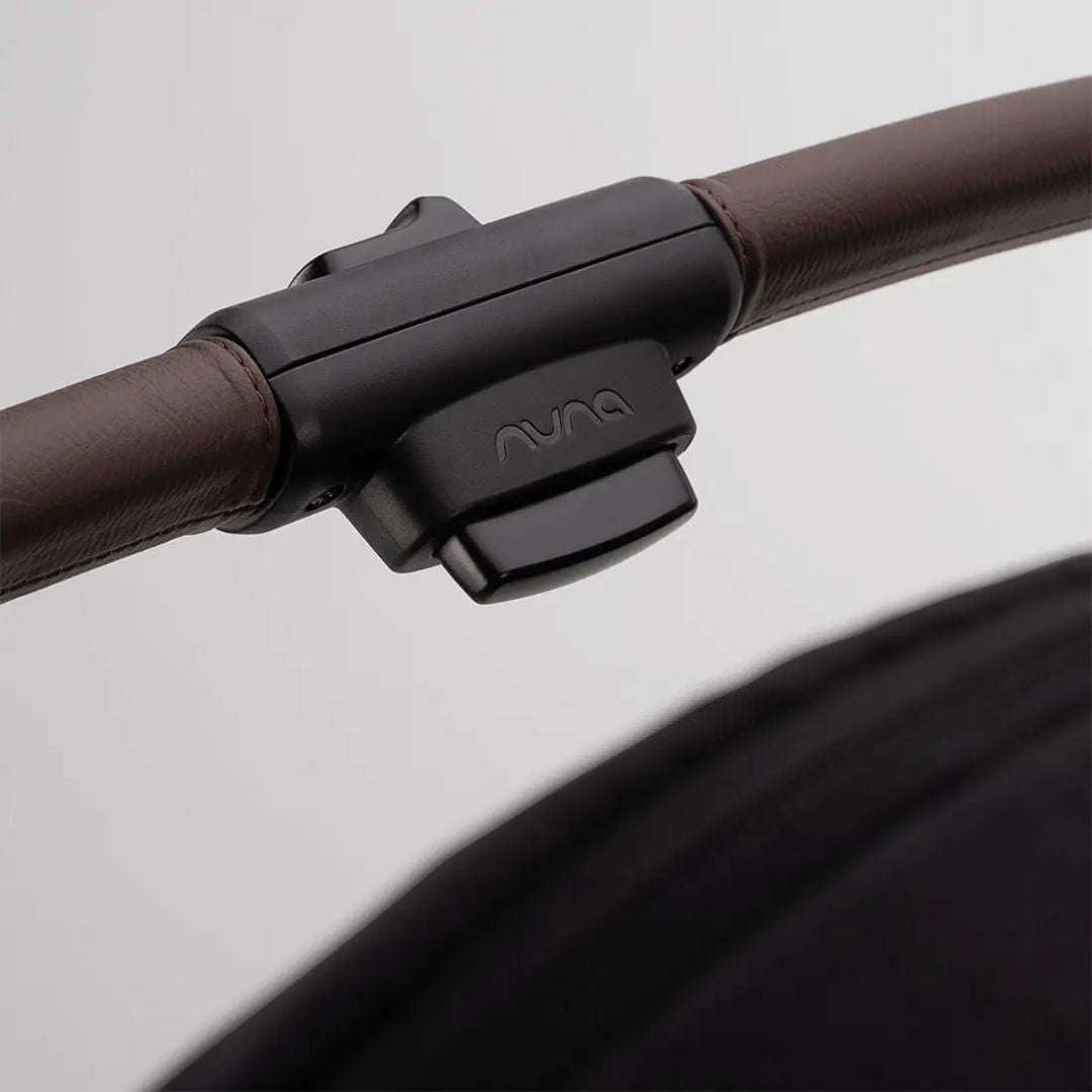 Nuna® Otroški voziček Trvl™ Dubl Caviar Nuna