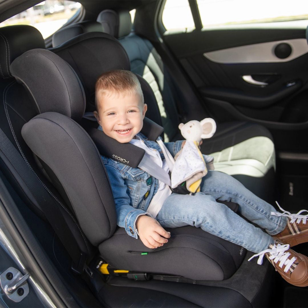 KikkaBoo® Otroški avtosedež i-Cross i-SIZE (76-150 cm) Black KikkaBoo