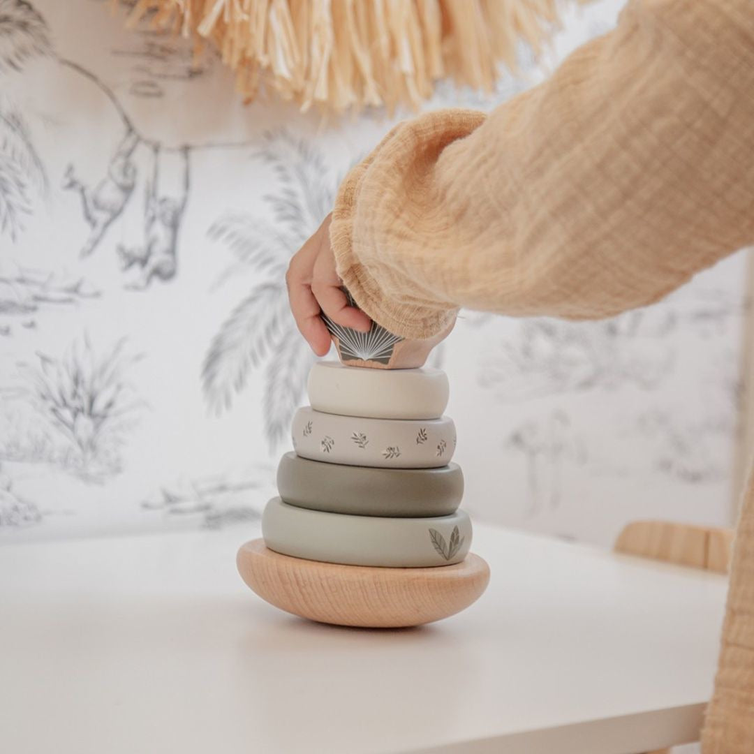 Label Label® Lesena natikanka Little Rings Olive Green Label Label