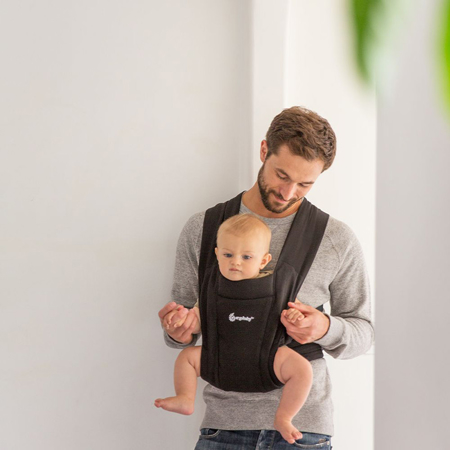 Ergobaby® Nosilka Embrace Pure Black