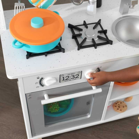 KidKraft® Otroška kuhinja s pripomočki
