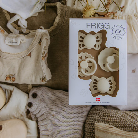 Picture of Frigg® Try-It Collection Pacifier 4-pack Floral Heart Cream