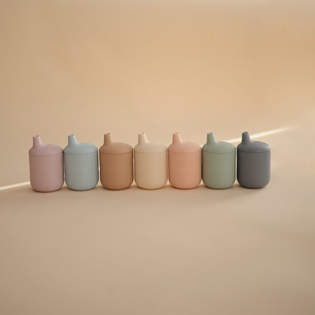 Immagine di Mushie® Tazza con cannuccia in silicone Ivory