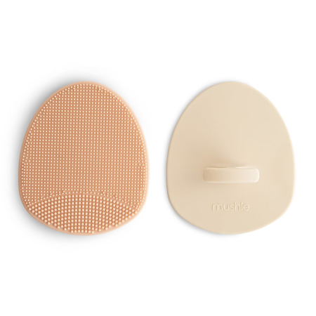 Slika Mushie® Silikonska krtača za odstranjevanje lusk 2 kosa Blush/Shifting Sand