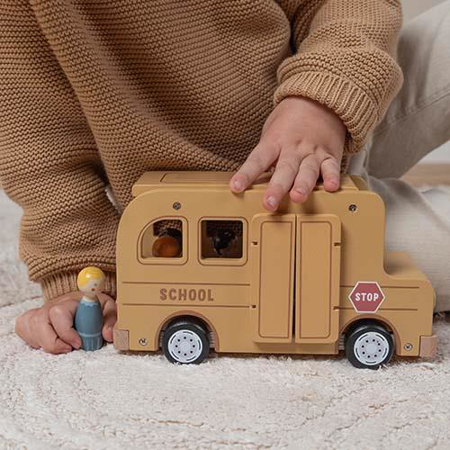 Little Dutch® Lesen šolski avtobus s figurami