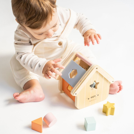 Picture of Saro Baby® House with interlocking pieces