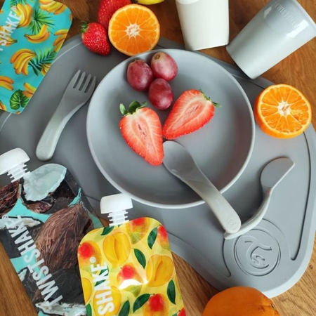 Twistshake® Začetni jedilni pribor (6+m) Pastel Grey