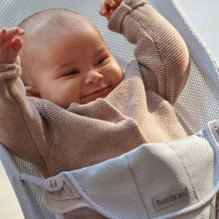 BabyBjörn® Gugalnik Balance Soft Mesh Grey Silver/White