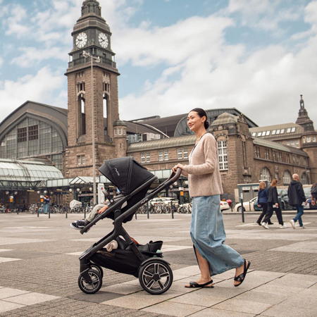 Nuna® Otroški voziček 4v1 Demi™ Next + Arra™ Flex Thunder + Isofix baza Next