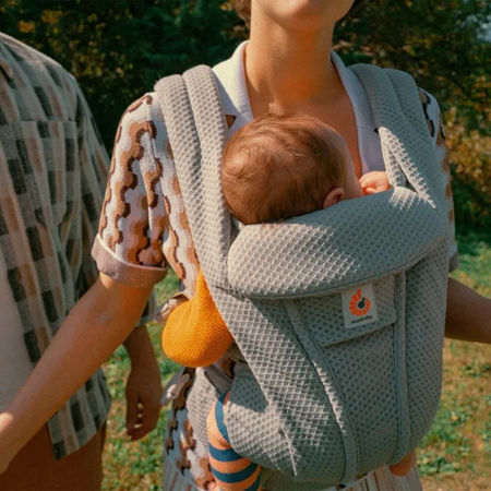 Immagine di Ergobaby® Marsupio Omni Deluxe Mesh Graphite Grey